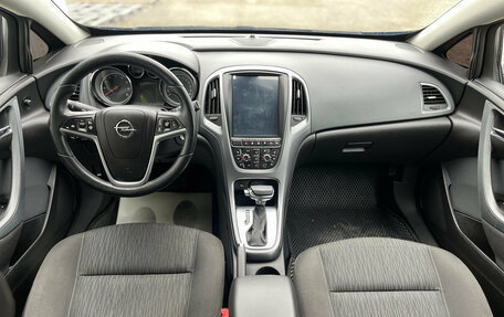 Opel Astra J, 2014 год, 949 999 рублей, 9 фотография