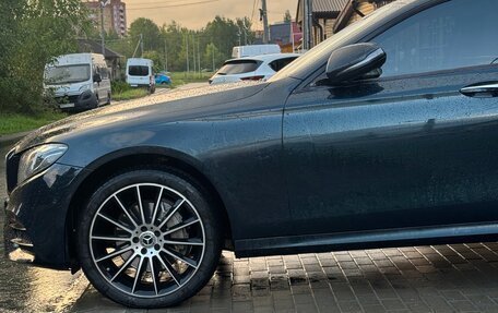 Mercedes-Benz E-Класс, 2017 год, 2 450 000 рублей, 8 фотография