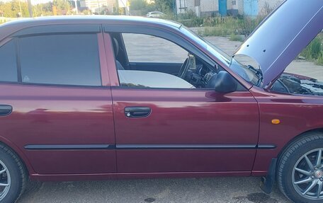 Hyundai Accent II, 2011 год, 500 000 рублей, 2 фотография
