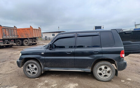 Mitsubishi Pajero iO, 2003 год, 550 000 рублей, 3 фотография