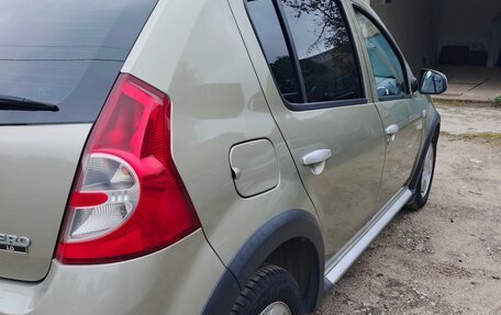 Renault Sandero I, 2013 год, 740 000 рублей, 4 фотография