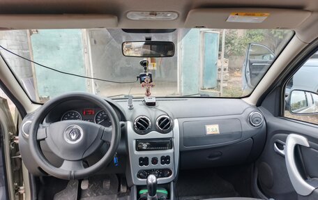 Renault Sandero I, 2013 год, 740 000 рублей, 14 фотография