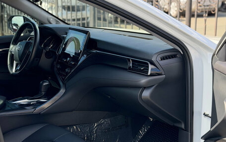 Toyota Camry, 2021 год, 4 250 000 рублей, 14 фотография