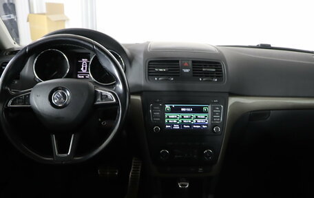 Skoda Yeti I рестайлинг, 2014 год, 969 990 рублей, 13 фотография