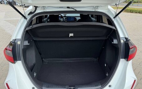 Honda Fit, 2022 год, 1 770 000 рублей, 10 фотография