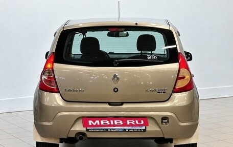 Renault Sandero I, 2014 год, 580 000 рублей, 3 фотография