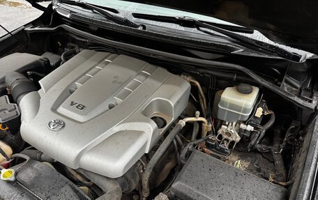 Toyota Land Cruiser 200, 2010 год, 2 950 000 рублей, 15 фотография