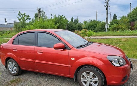 KIA Rio II, 2010 год, 533 000 рублей, 2 фотография