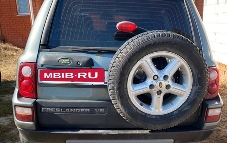 Land Rover Freelander II рестайлинг 2, 2004 год, 450 000 рублей, 3 фотография