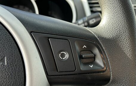 KIA Venga I, 2013 год, 850 000 рублей, 21 фотография