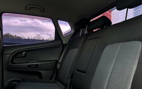KIA Venga I, 2013 год, 850 000 рублей, 30 фотография