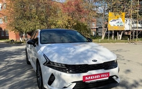 KIA K5, 2020 год, 2 700 000 рублей, 2 фотография