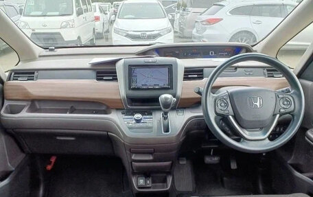 Honda Freed II, 2022 год, 1 390 001 рублей, 3 фотография