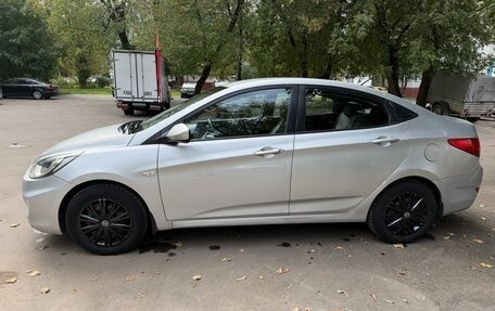 Hyundai Solaris II рестайлинг, 2014 год, 600 000 рублей, 1 фотография