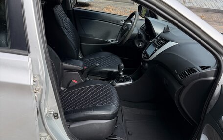 Hyundai Solaris II рестайлинг, 2014 год, 600 000 рублей, 14 фотография
