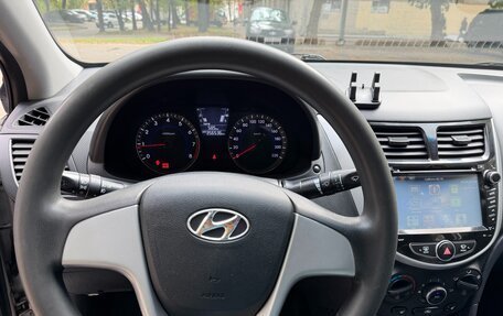 Hyundai Solaris II рестайлинг, 2014 год, 600 000 рублей, 17 фотография