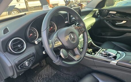 Mercedes-Benz C-Класс, 2017 год, 1 800 017 рублей, 5 фотография
