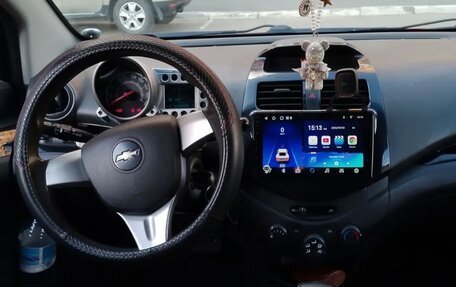 Chevrolet Spark III, 2011 год, 530 000 рублей, 5 фотография