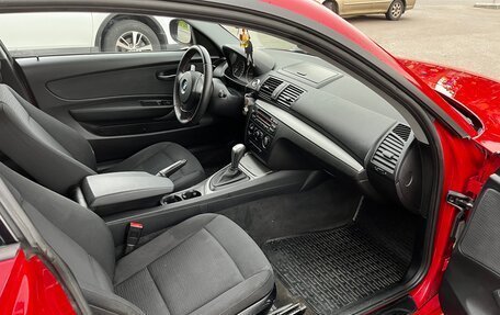 BMW 1 серия, 2011 год, 1 050 000 рублей, 12 фотография