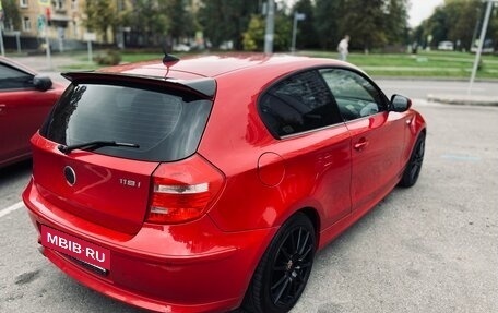 BMW 1 серия, 2011 год, 1 050 000 рублей, 6 фотография