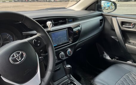 Toyota Corolla, 2014 год, 1 090 000 рублей, 5 фотография
