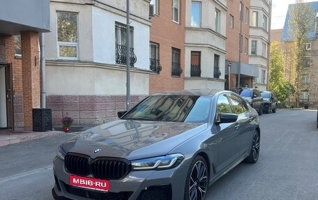 BMW 5 серия, 2021 год, 6 000 000 рублей, 1 фотография