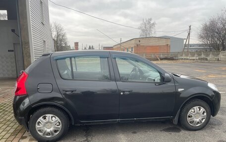 Renault Sandero I, 2010 год, 520 000 рублей, 2 фотография