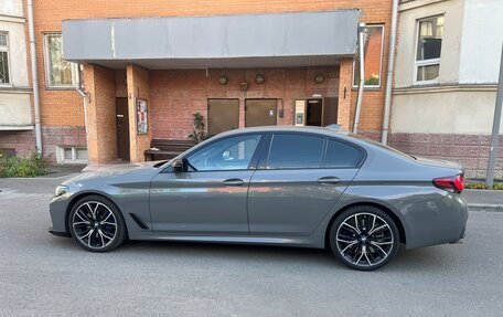 BMW 5 серия, 2021 год, 6 000 000 рублей, 3 фотография