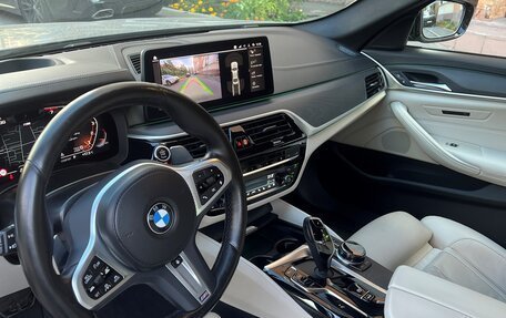 BMW 5 серия, 2021 год, 6 000 000 рублей, 10 фотография