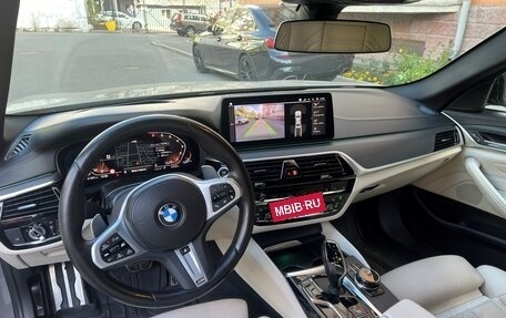 BMW 5 серия, 2021 год, 6 000 000 рублей, 9 фотография