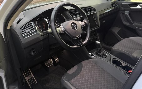 Volkswagen Tiguan II, 2018 год, 2 150 000 рублей, 5 фотография
