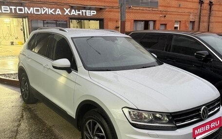 Volkswagen Tiguan II, 2018 год, 2 150 000 рублей, 2 фотография