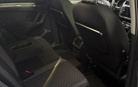 Volkswagen Tiguan II, 2018 год, 2 150 000 рублей, 9 фотография