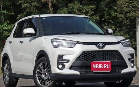 Toyota Raize I, 2022 год, 1 240 000 рублей, 3 фотография