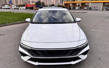 Hyundai Elantra, 2023 год, 1 890 000 рублей, 2 фотография