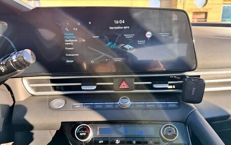 Hyundai Elantra, 2023 год, 1 890 000 рублей, 11 фотография