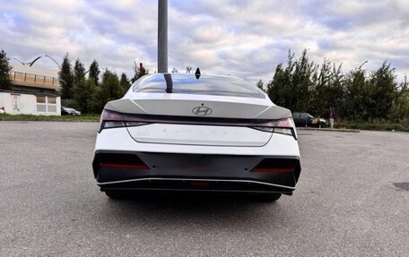 Hyundai Elantra, 2023 год, 1 890 000 рублей, 6 фотография