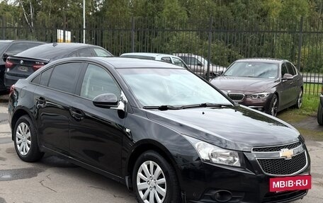 Chevrolet Cruze II, 2011 год, 550 000 рублей, 3 фотография