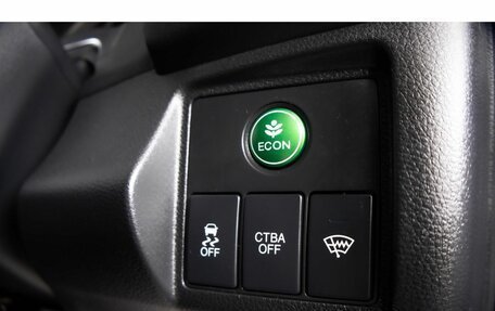 Honda Vezel, 2014 год, 1 499 000 рублей, 19 фотография