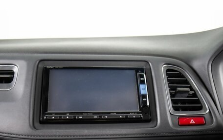Honda Vezel, 2014 год, 1 499 000 рублей, 16 фотография
