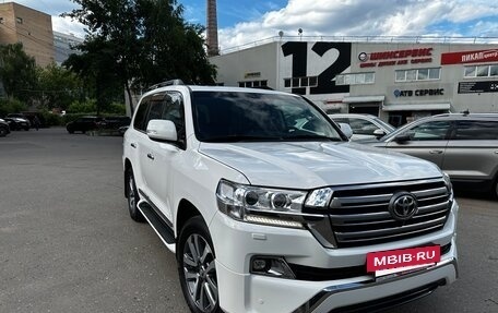 Toyota Land Cruiser 200, 2016 год, 8 000 000 рублей, 3 фотография