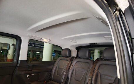 Mercedes-Benz V-Класс, 2019 год, 3 250 000 рублей, 6 фотография