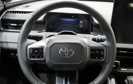 Toyota RAV4, 2026 год, 4 390 000 рублей, 23 фотография