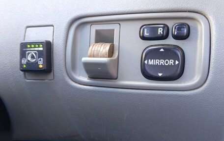 Toyota FunCargo, 2000 год, 320 000 рублей, 9 фотография