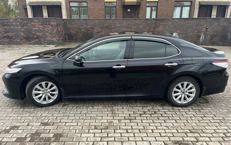 Toyota Camry, 2018 год, 2 300 000 рублей, 8 фотография