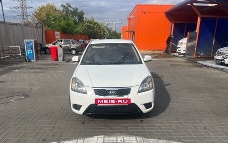 KIA Rio II, 2010 год, 560 000 рублей, 2 фотография