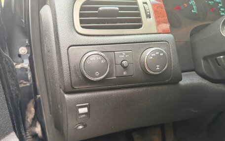 Chevrolet Tahoe III, 2012 год, 1 850 000 рублей, 19 фотография