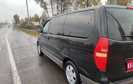 Hyundai H-1 II рестайлинг, 2013 год, 1 750 000 рублей, 4 фотография