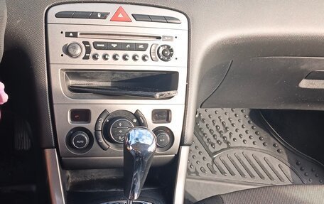 Peugeot 308 II, 2012 год, 750 000 рублей, 11 фотография