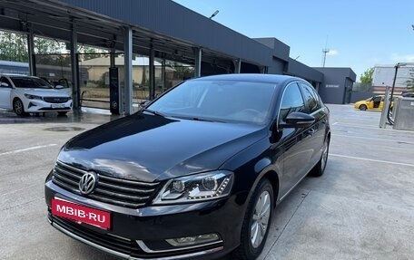 Volkswagen Passat B7, 2011 год, 1 095 000 рублей, 1 фотография